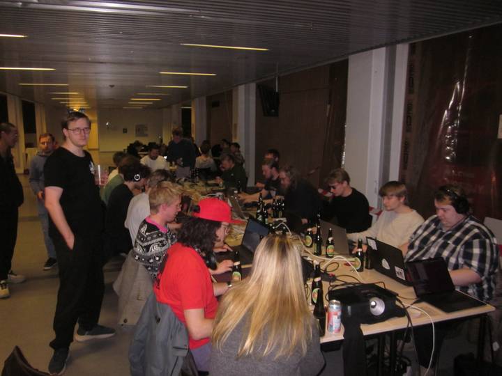 dodsquake/20251212174302_00