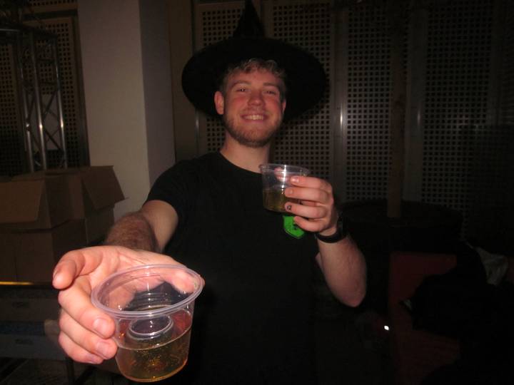 halloween/20251031193210_00