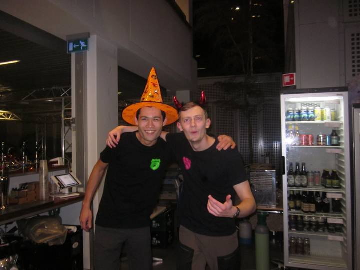 halloween/20251031214137_00