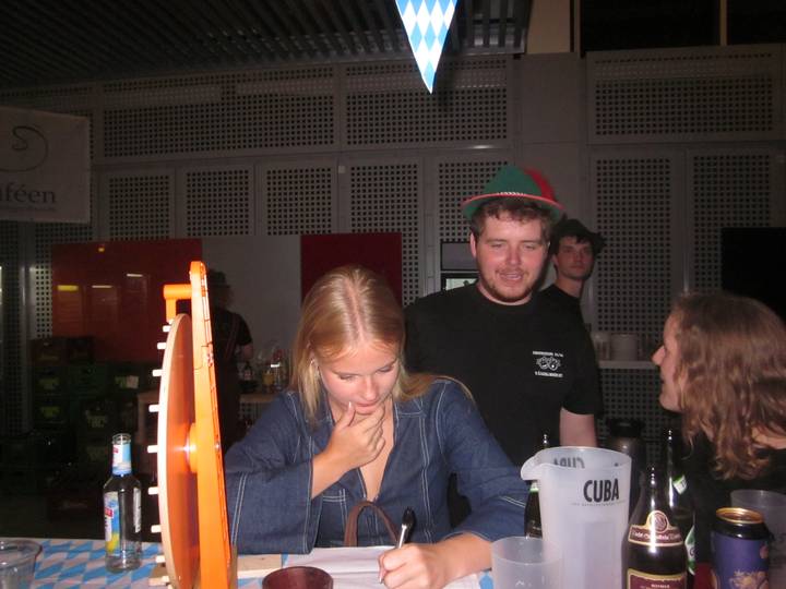 oktoberfest/20251003193805_00