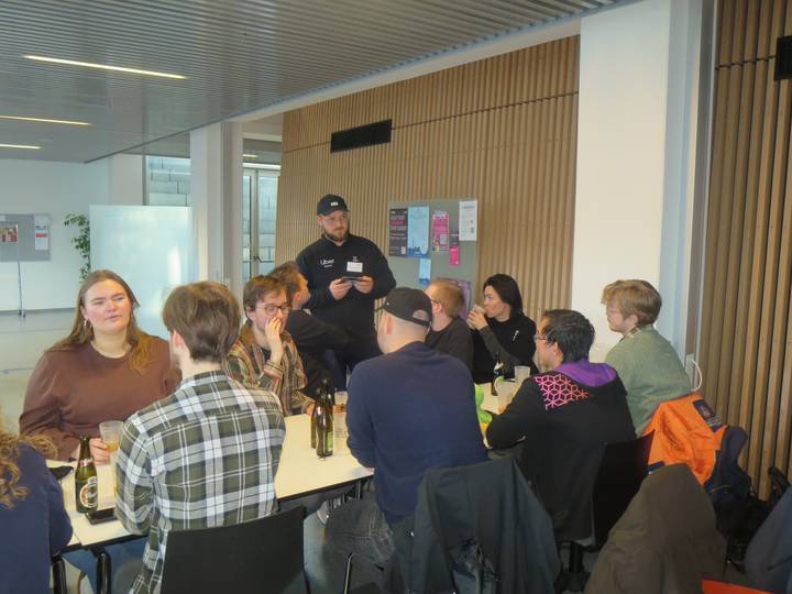 sponsorbar-m-uber/20260327025718_00